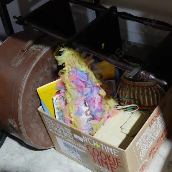 Hat box, case of costume jewellery etc