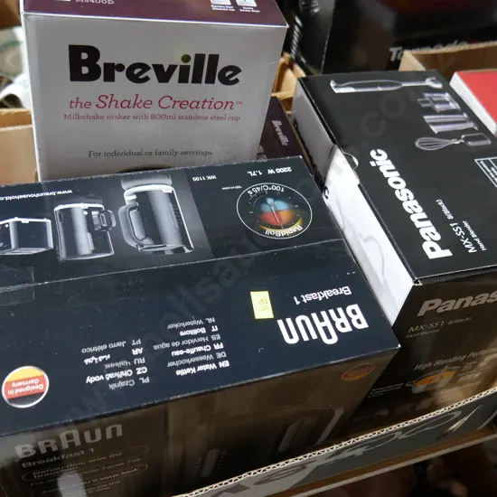 Boxed Braun jug, Panasonic hand blender etc