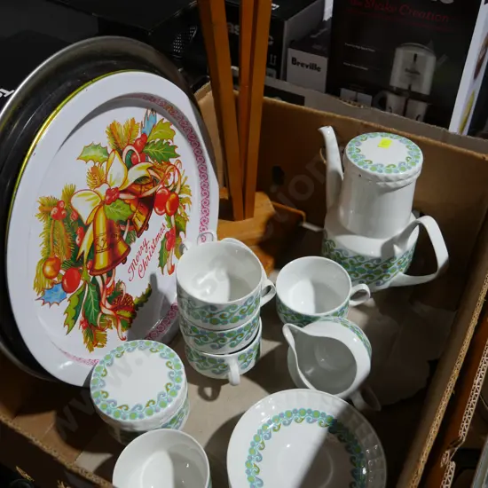 Tea set, smokers stand, trays