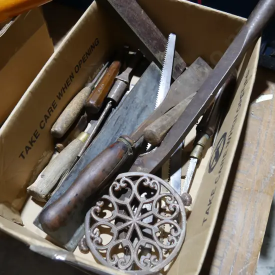 Assorted chisels etc