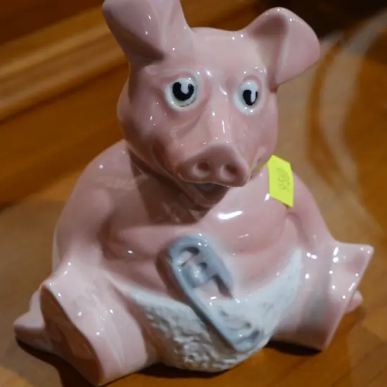 Wade pig money box