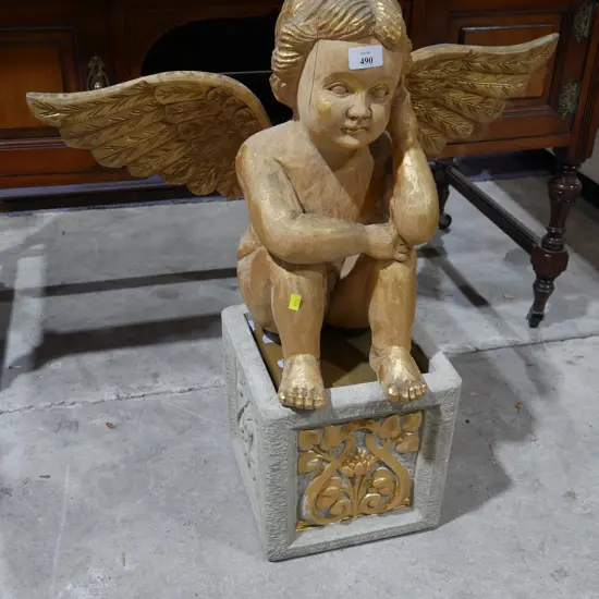 Angel cherub figurine