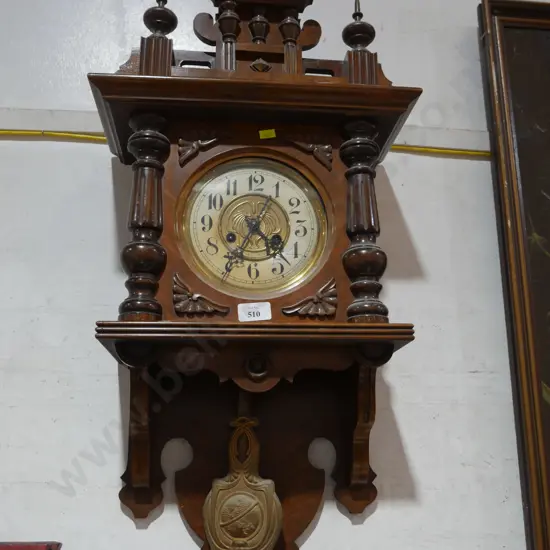 Pendulum wall clock