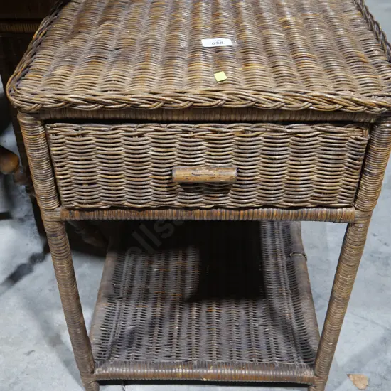 Wicker one drawer night stand