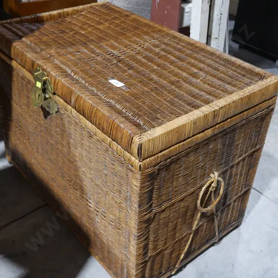 Wicker blanket box and pillows