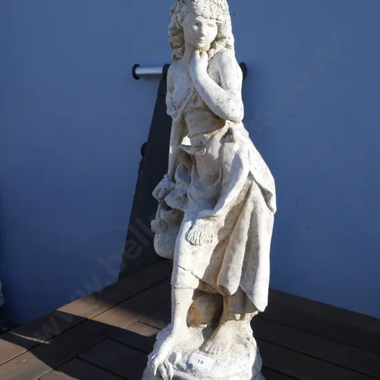 Concrete figurine