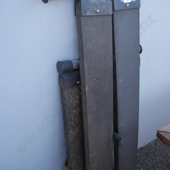 Garden planter frame