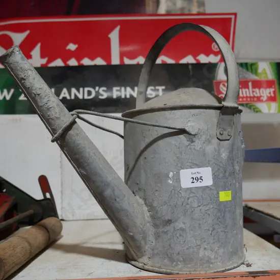 Tin watering can