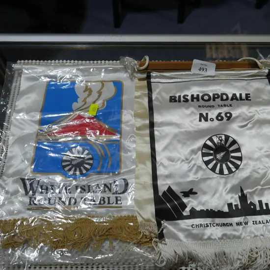 Round table pennants