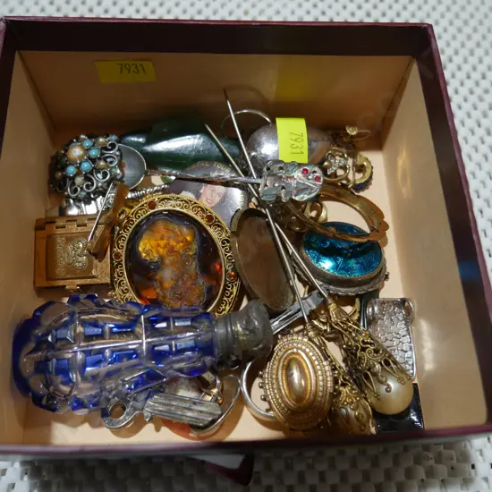 Jewellery, scent bottle, sterling silver etc