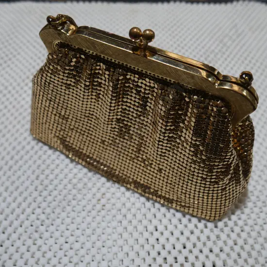 Oroton purse