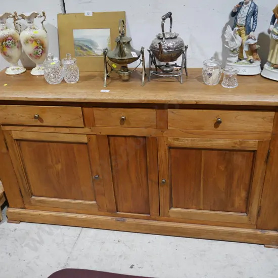 Sideboard