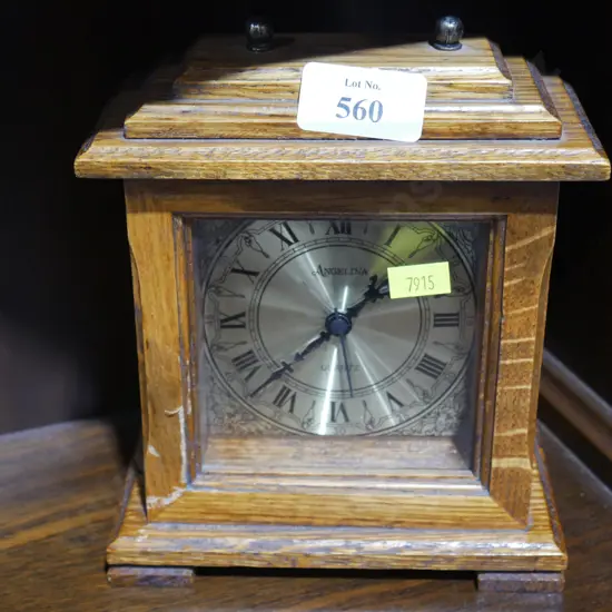 Mantle clock