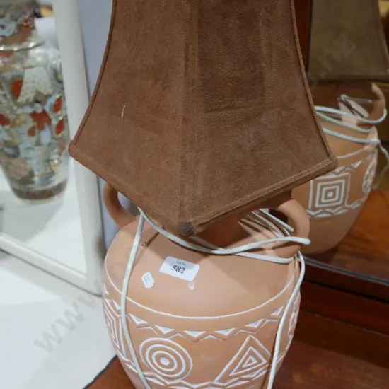 Table lamp