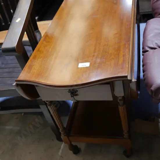 Drop side tea trolley