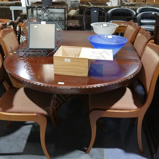 Dining table and 6 chairs