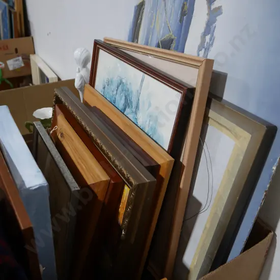 Box of artworks