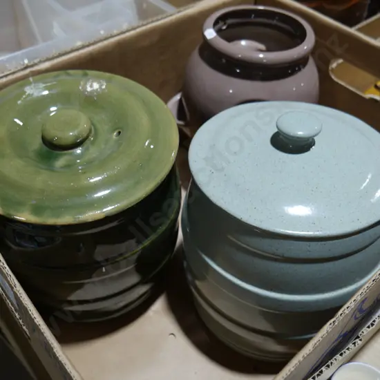 Benhar lidded barrels etc