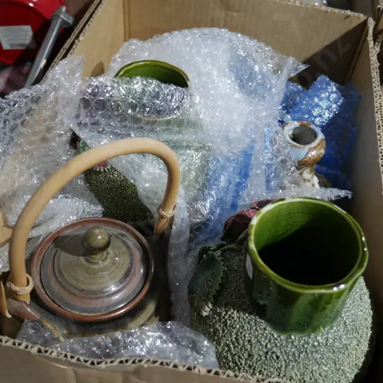 Colonial & studio pottery