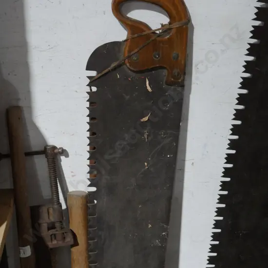 Vintage saw