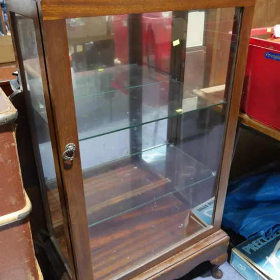 Display cabinet