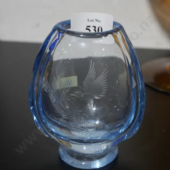 Art glass vase with etched bird