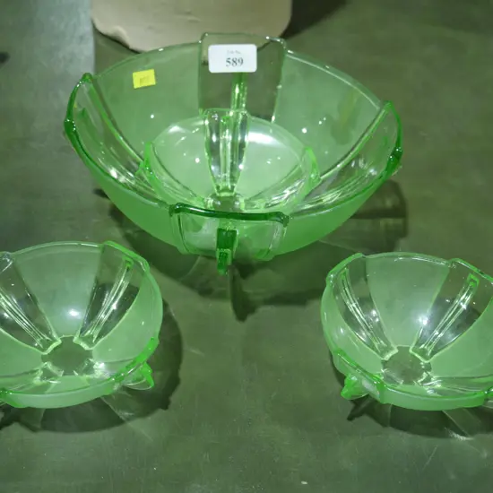 Uranium glass bowl set