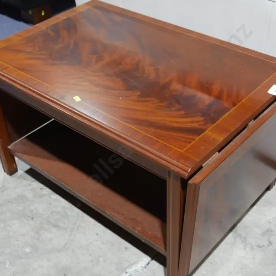 Drop side coffee table