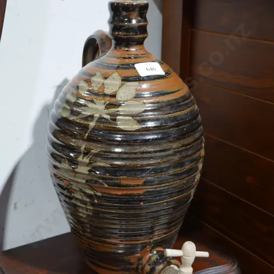 Pottery wine dispenser