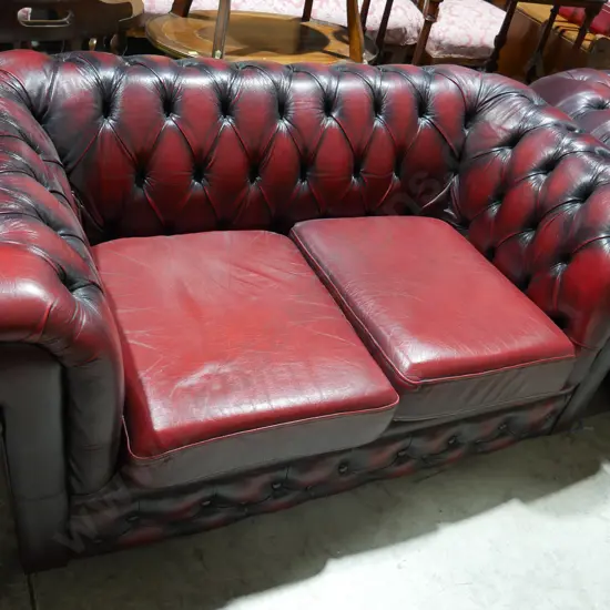 Deep buttoned leather chesterfield 2 seater settee