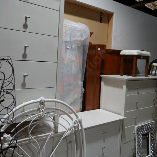 3 piece bedroom suite