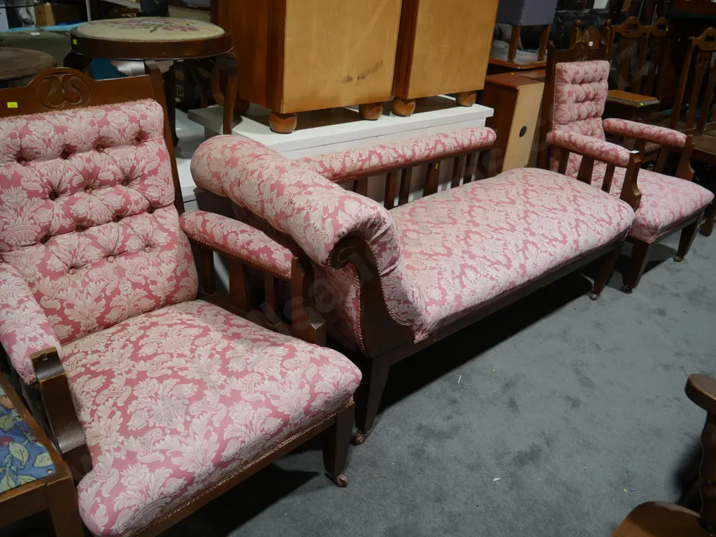 chaise lounge, & a pair of arm chairs Image 1++