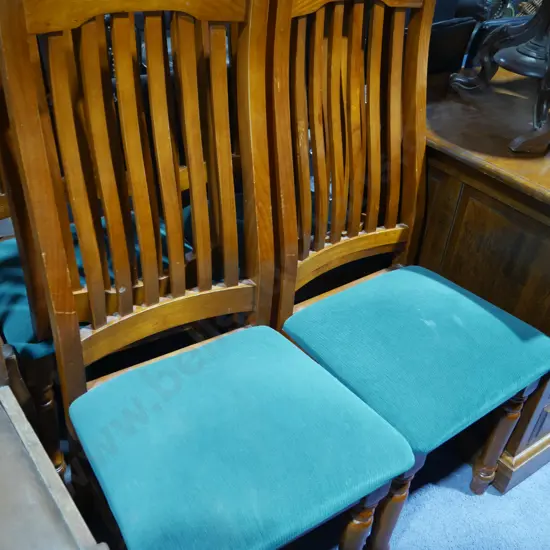 Set of 6 dining chairs