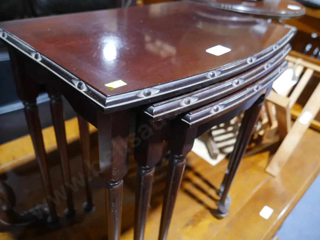 Nest of 3 tables Image 1++