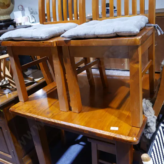 Dining table and 6 chairs