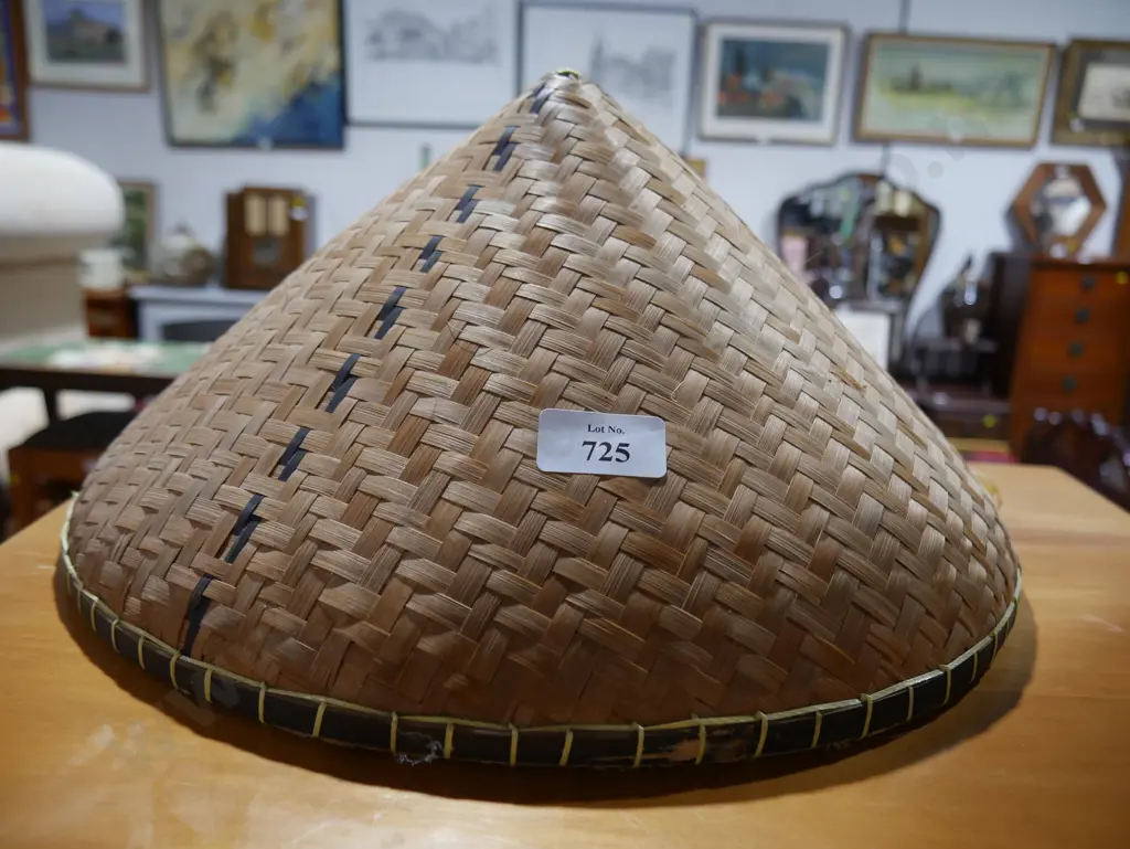 Oriental hat Image 1++