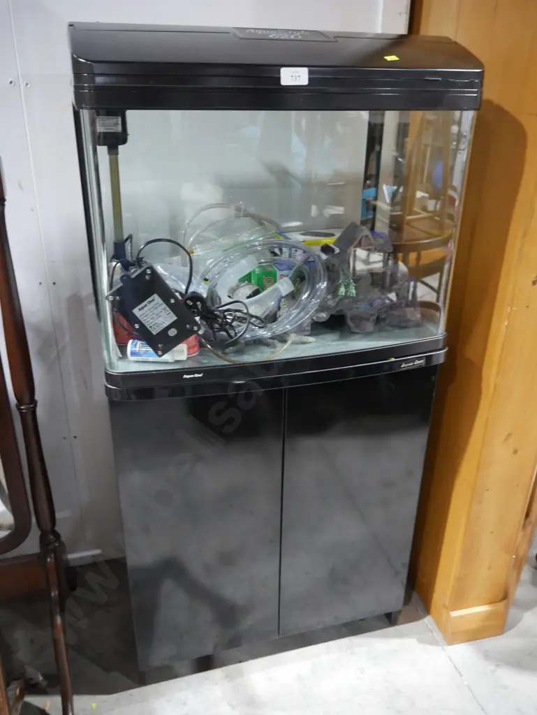 Aquarium and accessories Image 1++