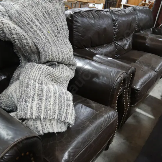 3 piece leather lounge suite