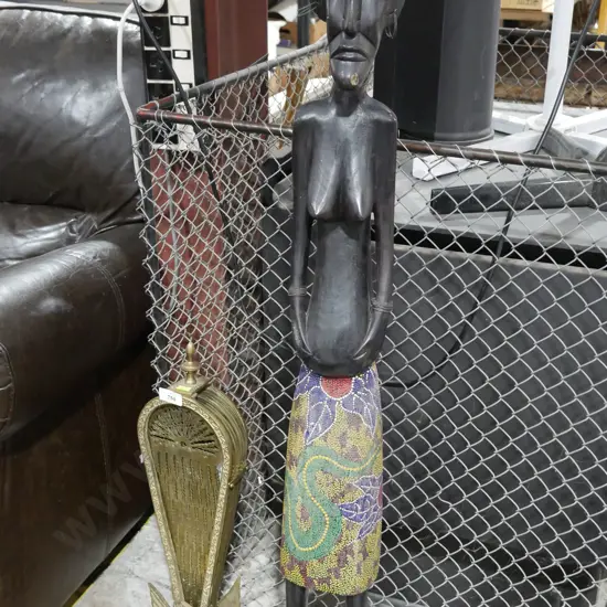 Large native figurine