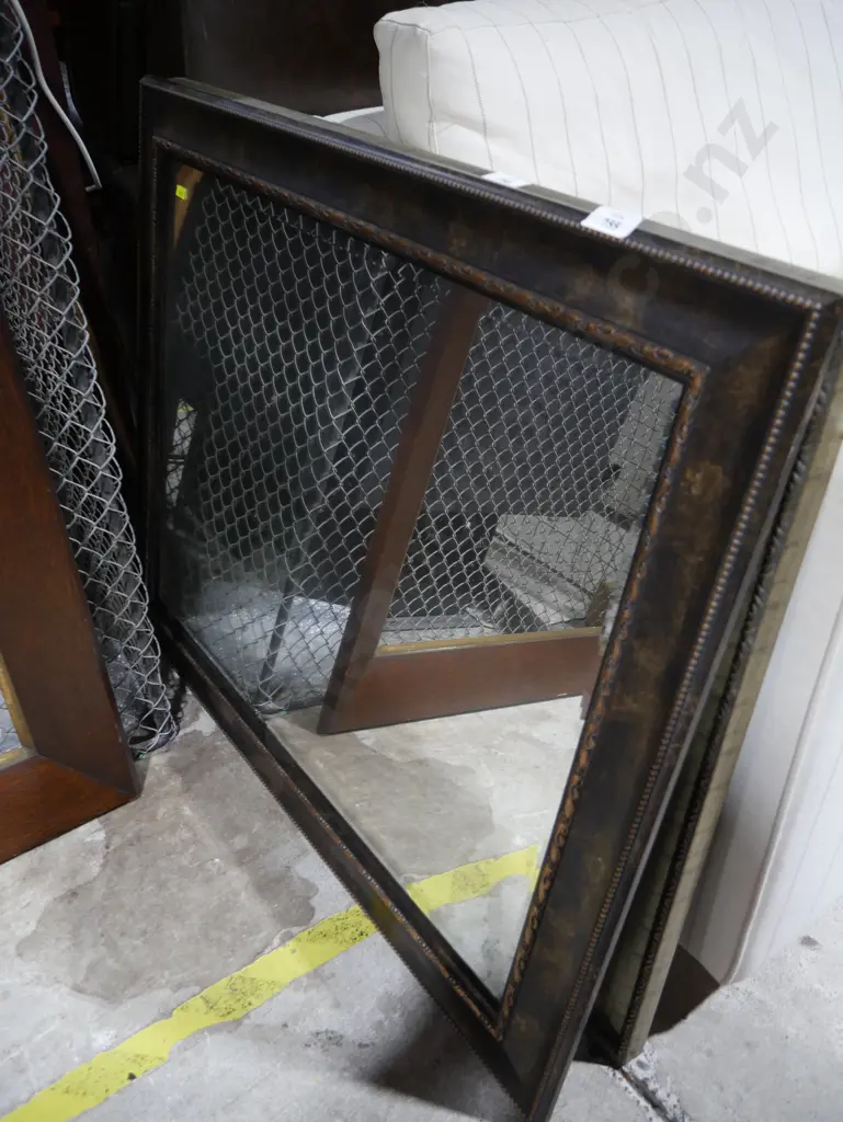 Large framed mirror Image 1++