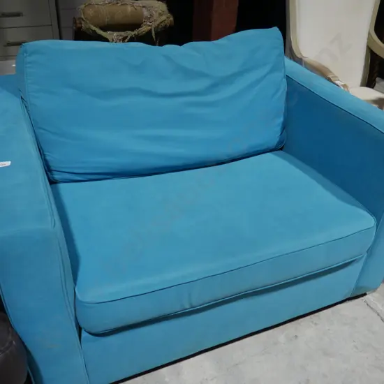 Divan couch