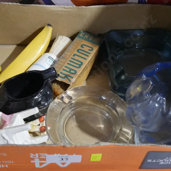 Ashtrays , ornaments