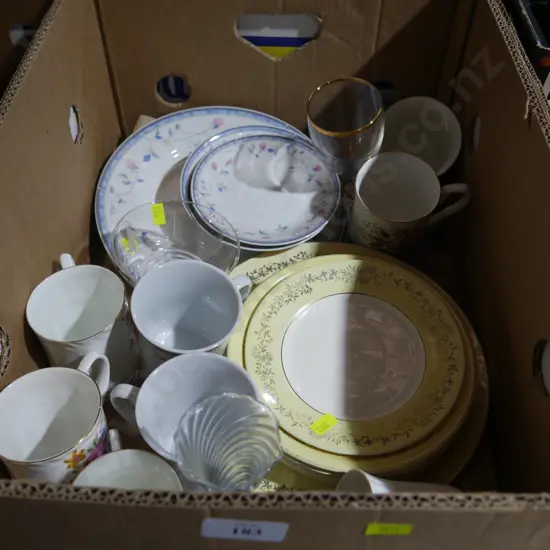 Crown Lynn plates, etc