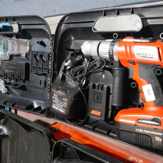 B\d fire storm drill 18v