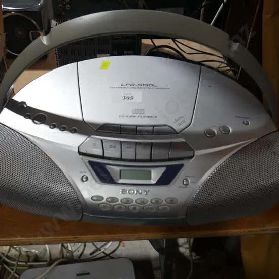 Cd radio cassette player