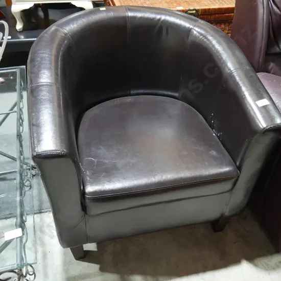 Tub chair