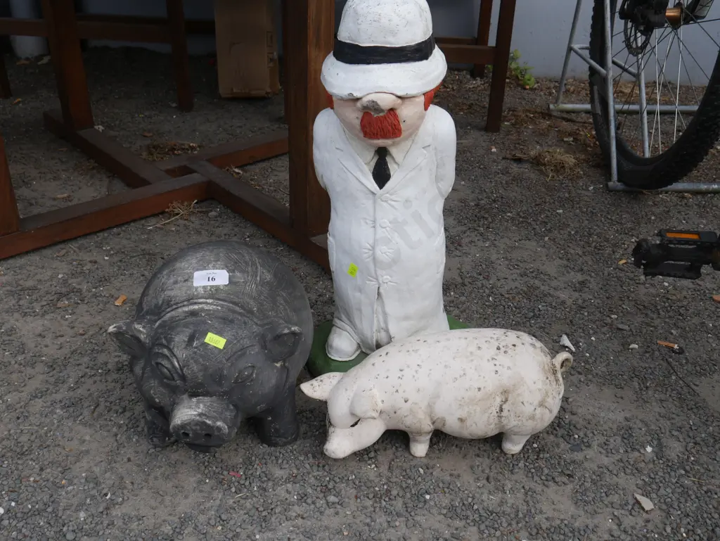 3 garden statues Image 1++