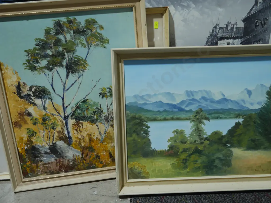 Assorted art Image 1++