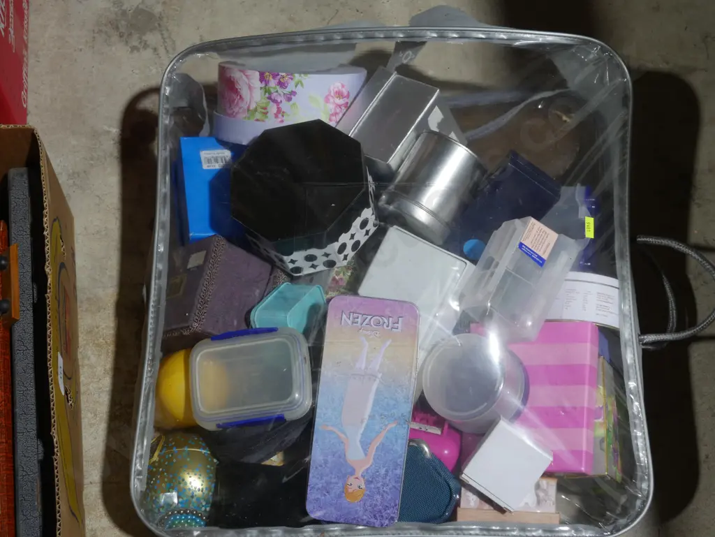 Storage boxes etc Image 1++