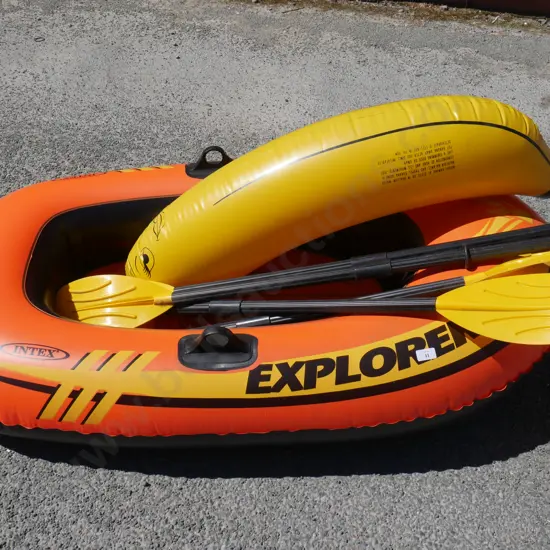 Inflatable boat